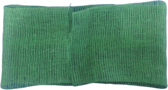 Зеленый ватно-марлевый тампон